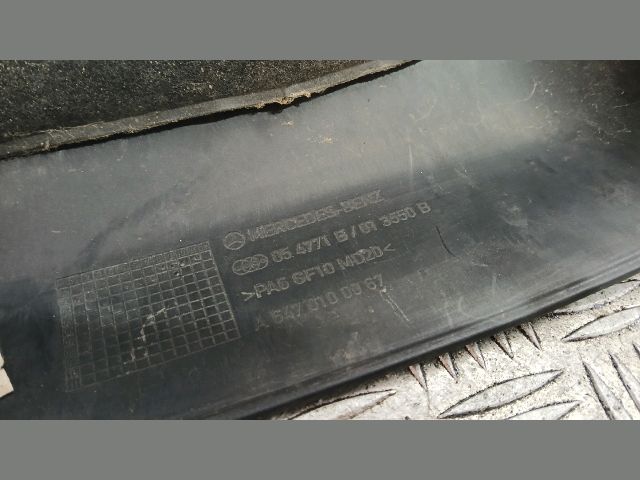 bontott MERCEDES-BENZ E-CLASS Felső Motorburkolat