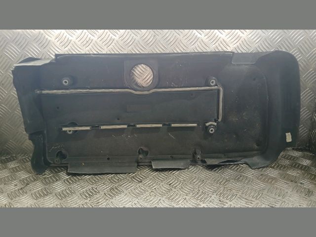 bontott MERCEDES-BENZ E-CLASS Felső Motorburkolat