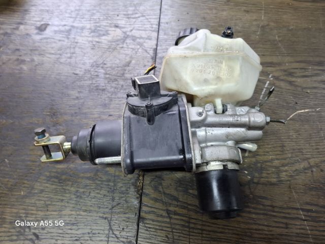 bontott MERCEDES-BENZ E-CLASS Főfékhenger