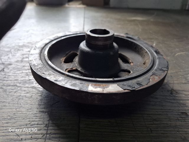 bontott MERCEDES-BENZ E-CLASS Főtengely Szíjtárcsa