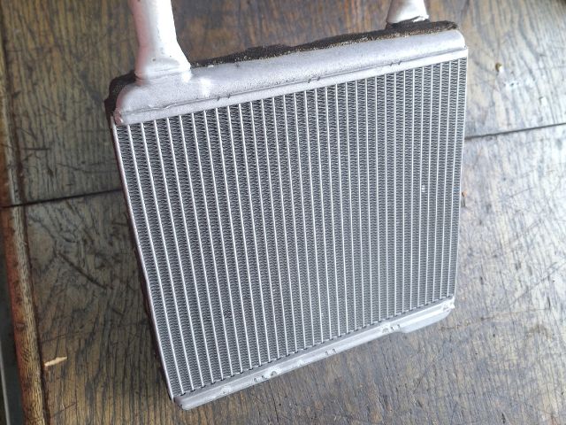 bontott MERCEDES-BENZ E-CLASS Fűtőradiátor