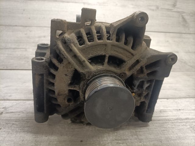 bontott MERCEDES-BENZ E-CLASS Generátor