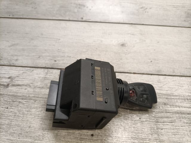 bontott MERCEDES-BENZ E-CLASS Gyújtáskapcsoló