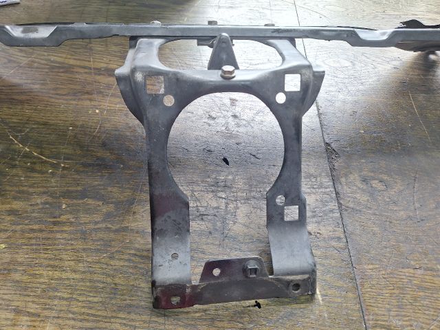 bontott MERCEDES-BENZ E-CLASS Homlokfal (Üres lemez)