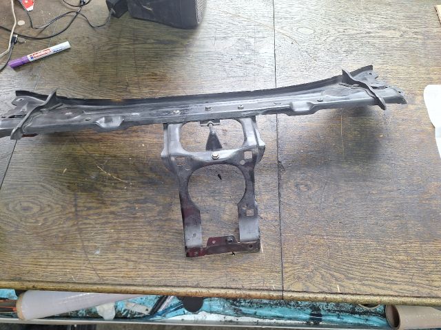 bontott MERCEDES-BENZ E-CLASS Homlokfal (Üres lemez)