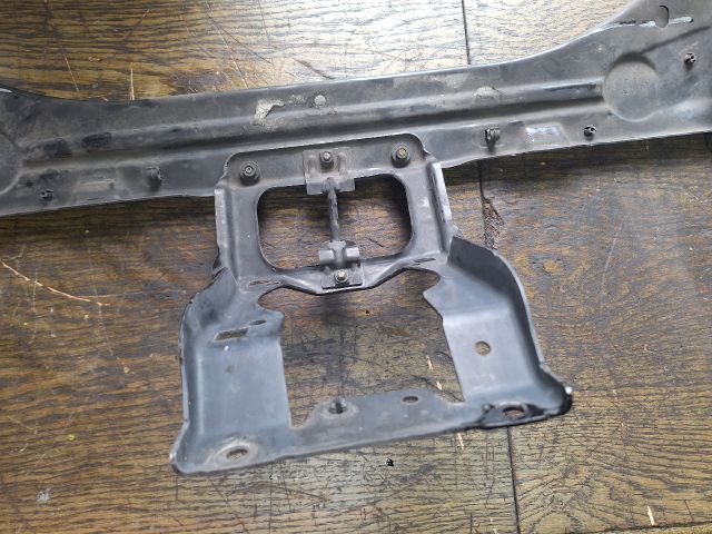 bontott MERCEDES-BENZ E-CLASS Homlokfal (Üres lemez)