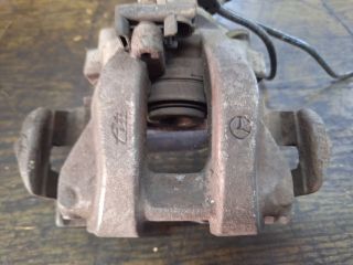 bontott MERCEDES-BENZ E-CLASS Jobb hátsó Féknyereg Munkahengerrel