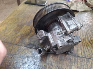 bontott MERCEDES-BENZ E-CLASS Kormányszervó Motor (Hidraulikus)