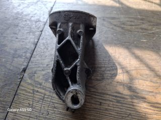 bontott MERCEDES-BENZ E-CLASS Motor Tartó Bak (Fém)