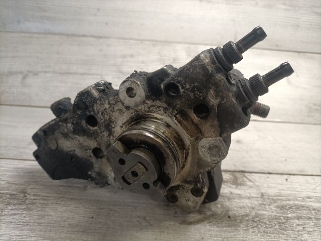 bontott MERCEDES-BENZ E-CLASS Nagynyomású Szivattyú