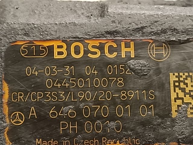 bontott MERCEDES-BENZ E-CLASS Nagynyomású Szivattyú