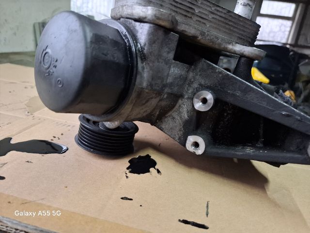 bontott MERCEDES-BENZ E-CLASS Olajszűrő Ház