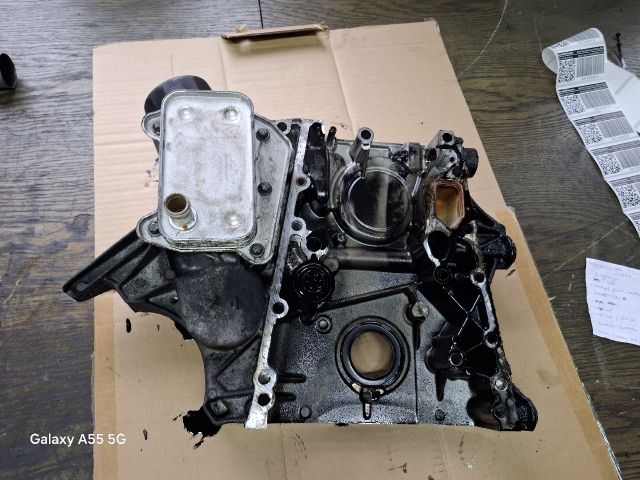 bontott MERCEDES-BENZ E-CLASS Olajszűrő Ház