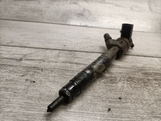 bontott MERCEDES-BENZ E-CLASS Porlasztó (1 db)