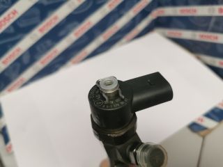 bontott MERCEDES-BENZ E-CLASS Porlasztó (1 db)