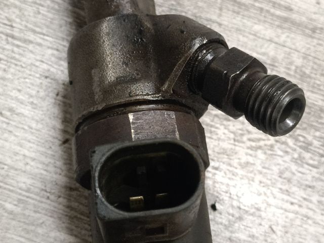 bontott MERCEDES-BENZ E-CLASS Porlasztó (1 db)