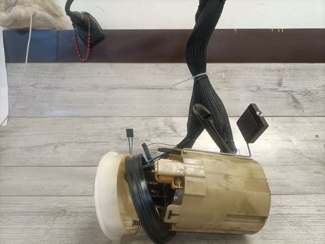 bontott MERCEDES-BENZ E-CLASS Üzemanyag Szivattyú