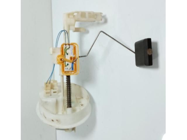 bontott MERCEDES-BENZ E-CLASS Üzemanyagszint Jeladó