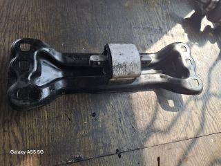 bontott MERCEDES-BENZ E-CLASS Váltó Tartó Bak (Pozíciófüggetlen)