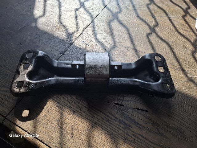 bontott MERCEDES-BENZ E-CLASS Váltó Tartó Bak (Pozíciófüggetlen)