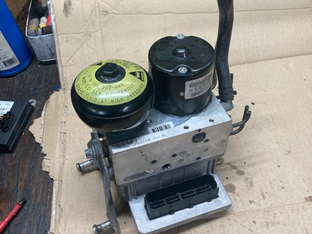 bontott MERCEDES-BENZ E-CLASS ABS Kocka