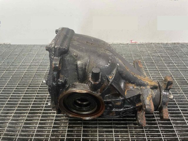 bontott MERCEDES-BENZ E-CLASS Differenciálmű Tartó Bak