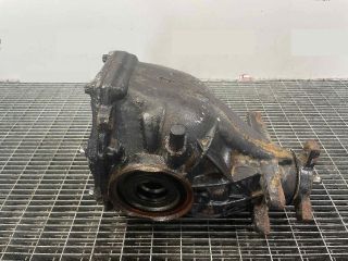 bontott MERCEDES-BENZ E-CLASS Differenciálmű Tartó Bak