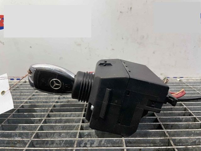 bontott MERCEDES-BENZ E-CLASS Gyújtáskapcsoló