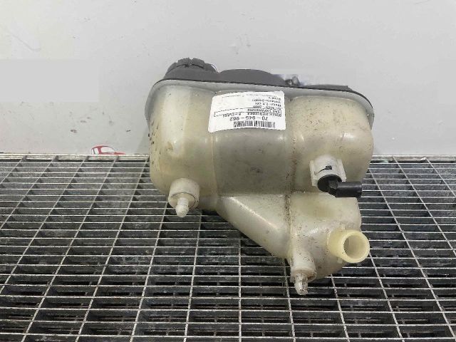 bontott MERCEDES-BENZ E-CLASS Kiegyenlítő Tartály