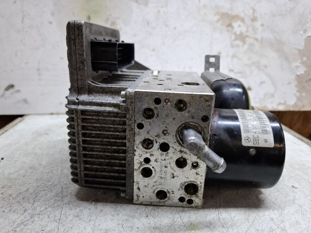 bontott MERCEDES-BENZ E-CLASS ABS Kocka