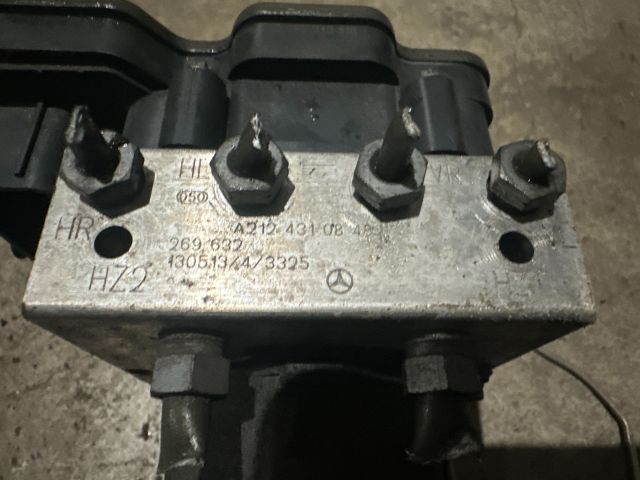 bontott MERCEDES-BENZ E-CLASS ABS Kocka