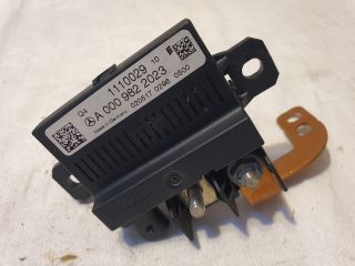 bontott MERCEDES-BENZ E-CLASS Akkumulátor Relé