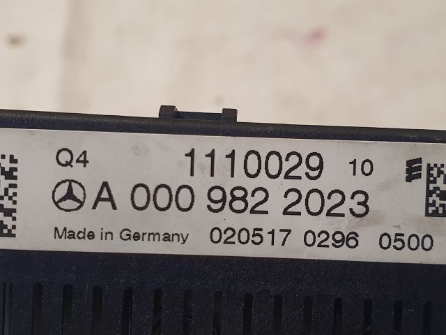 bontott MERCEDES-BENZ E-CLASS Akkumulátor Relé