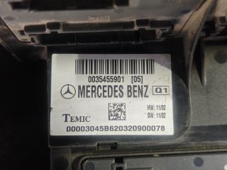 bontott MERCEDES-BENZ E-CLASS Biztosítéktábla Motortér