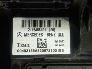 bontott MERCEDES-BENZ E-CLASS Biztosítéktábla Motortér
