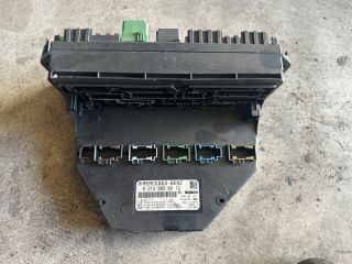 bontott MERCEDES-BENZ E-CLASS Biztosítéktábla Motortér