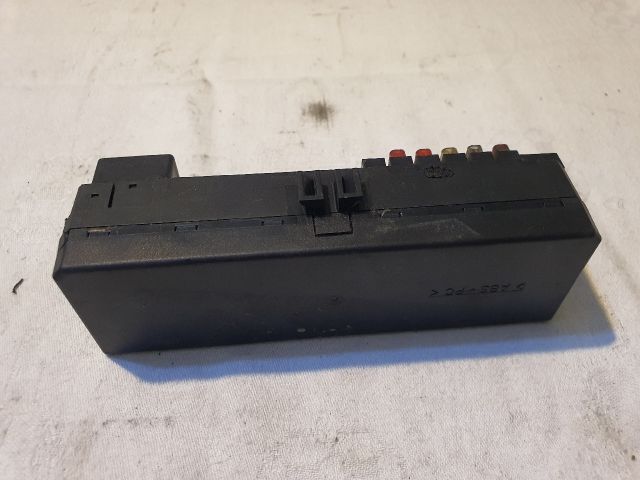 bontott MERCEDES-BENZ E-CLASS Biztosítéktábla Motortér