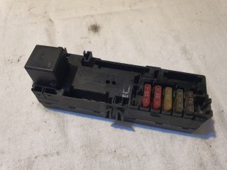 bontott MERCEDES-BENZ E-CLASS Biztosítéktábla Motortér