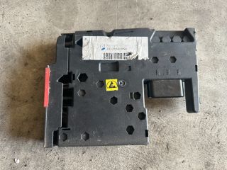 bontott MERCEDES-BENZ E-CLASS Biztosítéktábla Motortér