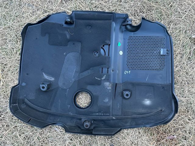 bontott MERCEDES-BENZ E-CLASS Felső Motorburkolat