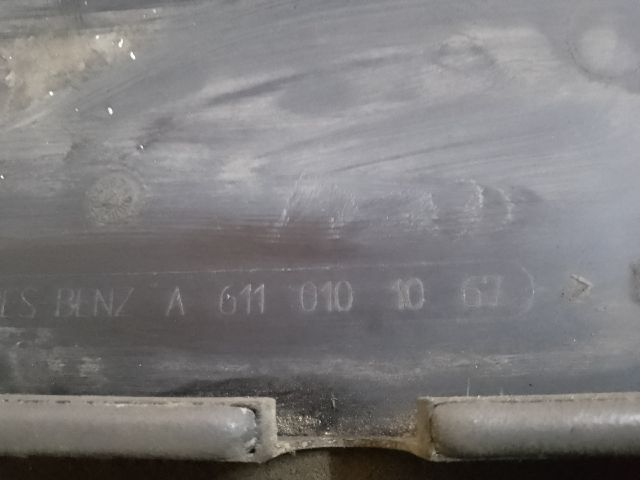 bontott MERCEDES-BENZ E-CLASS Felső Motorburkolat