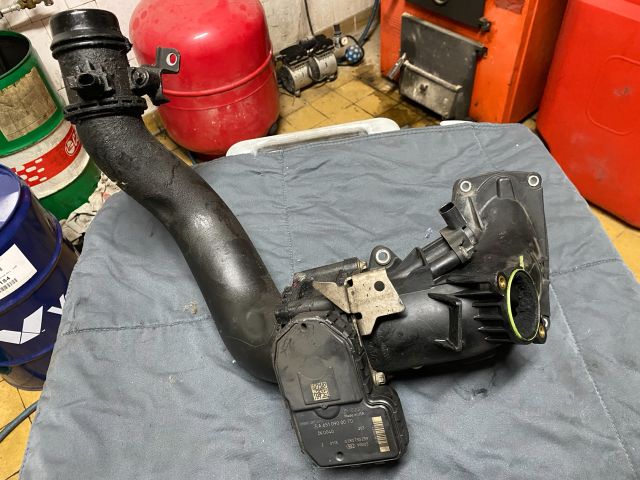 bontott MERCEDES-BENZ E-CLASS Fojtószelep (Elektromos)