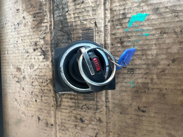 bontott MERCEDES-BENZ E-CLASS Gyújtáskapcsoló