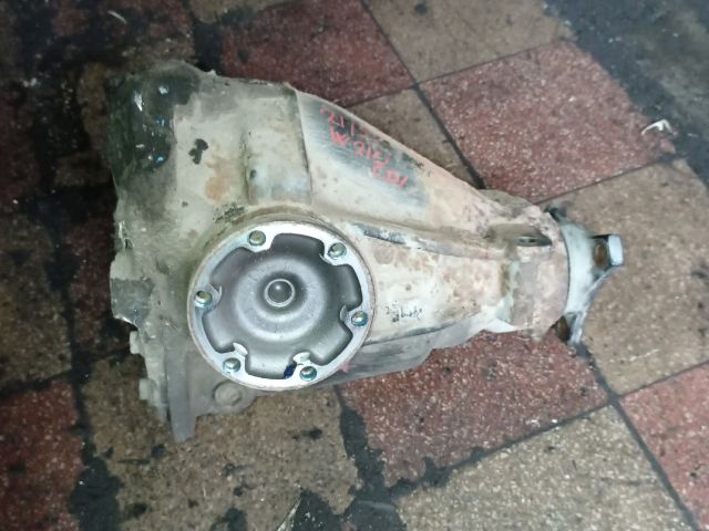 bontott MERCEDES-BENZ E-CLASS Hátsó Differenciálmű