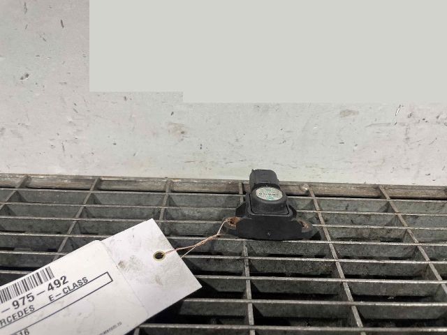 bontott MERCEDES-BENZ E-CLASS Jeladó (Magában)