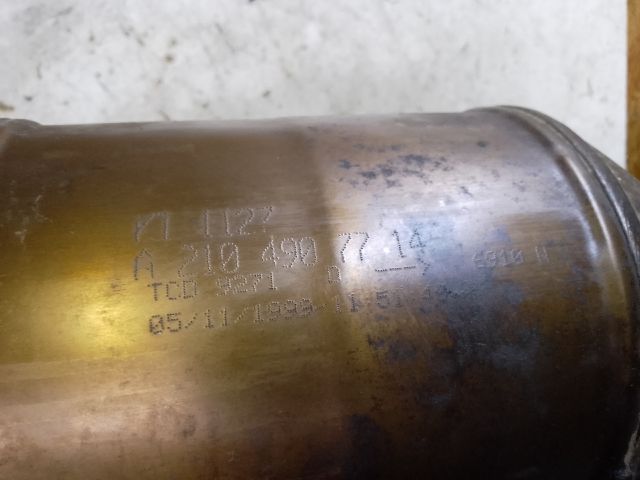 bontott MERCEDES-BENZ E-CLASS Katalizátor