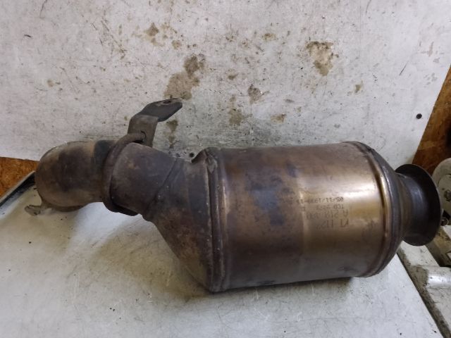 bontott MERCEDES-BENZ E-CLASS Katalizátor