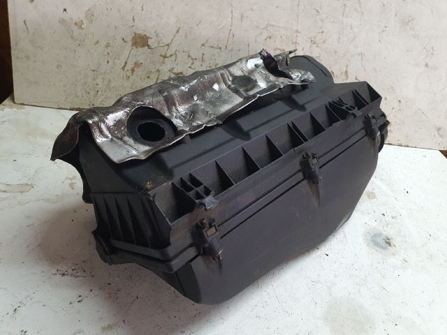 bontott MERCEDES-BENZ E-CLASS Légszűrő Ház