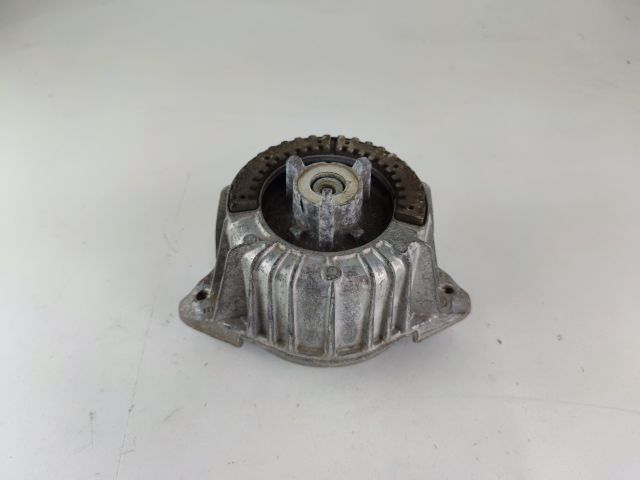 bontott MERCEDES-BENZ E-CLASS Motor Tartó Bak (Fém)