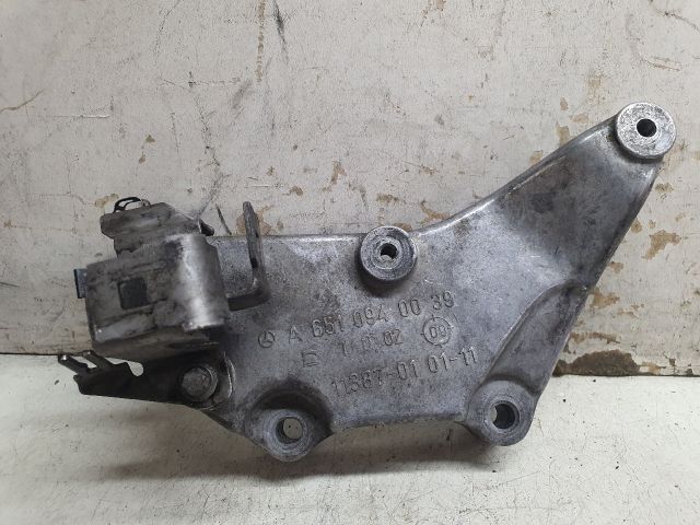 bontott MERCEDES-BENZ E-CLASS Motor Tartó Bak (Fém)